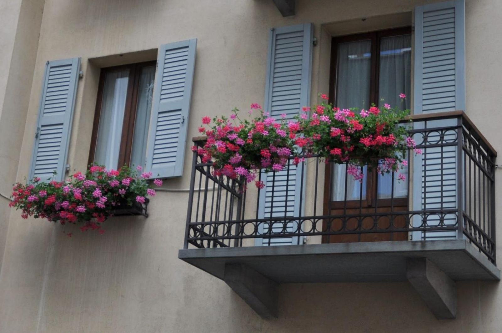 Meuble Albergo Dante Bormio Exterior photo