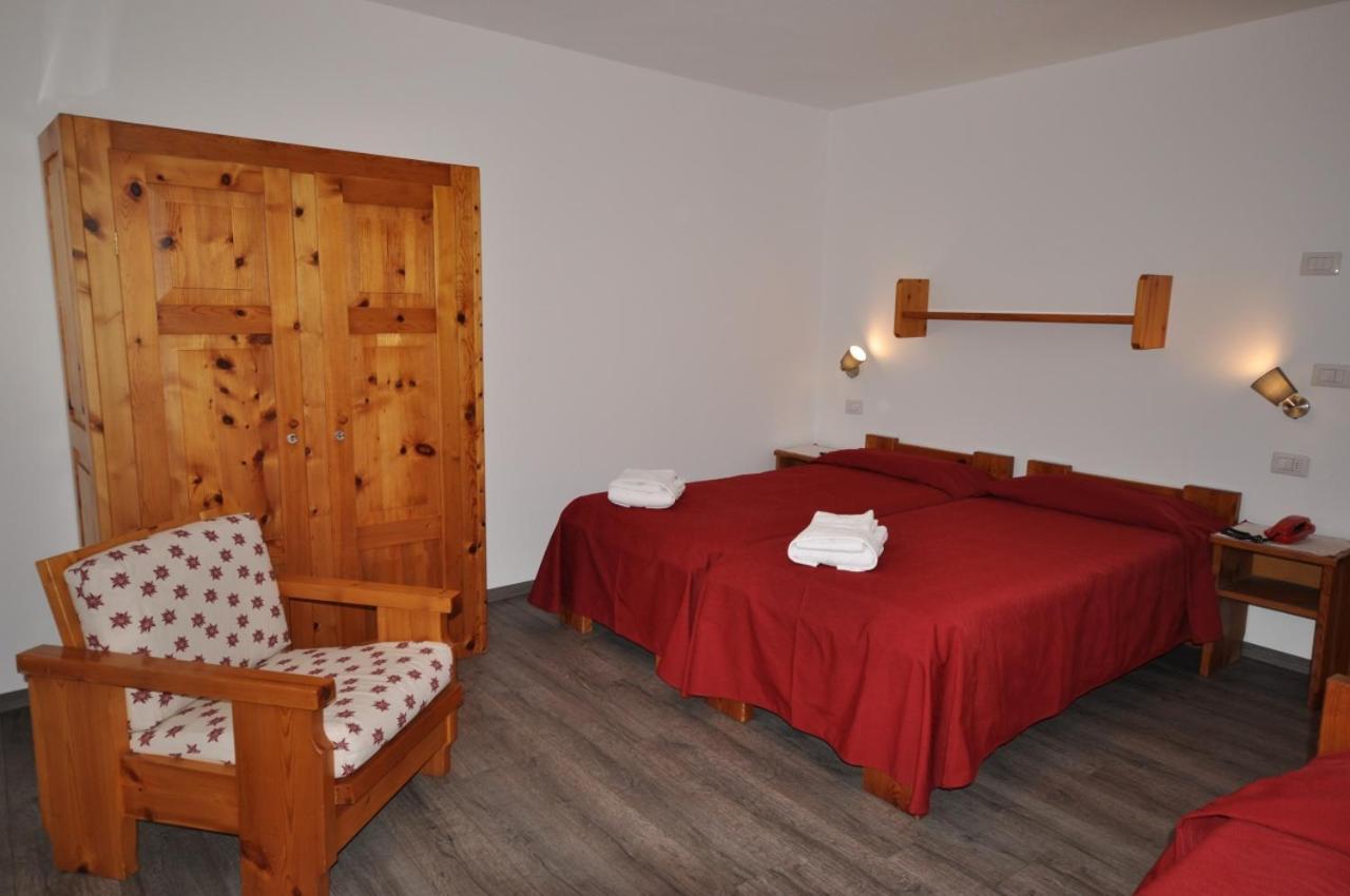 Meuble Albergo Dante Bormio Exterior photo