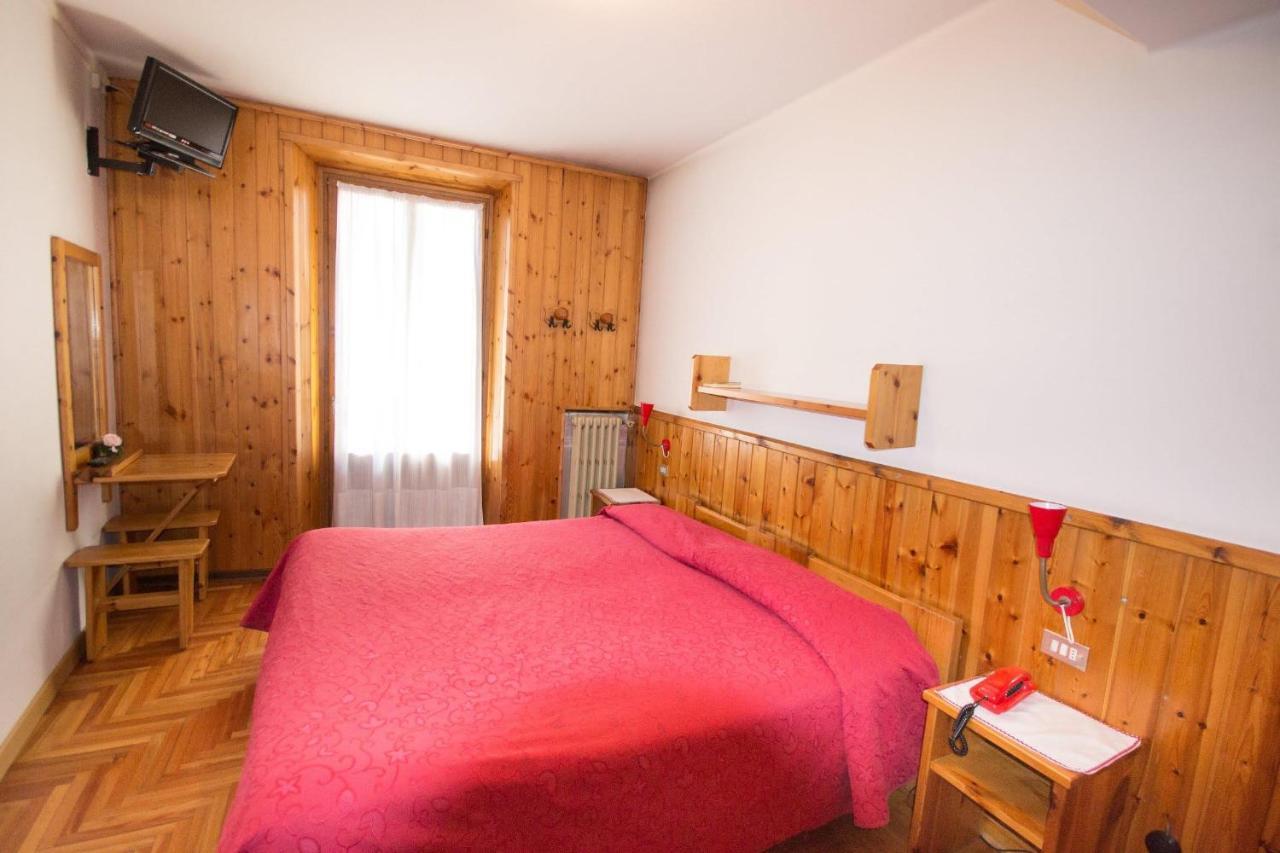 Meuble Albergo Dante Bormio Exterior photo