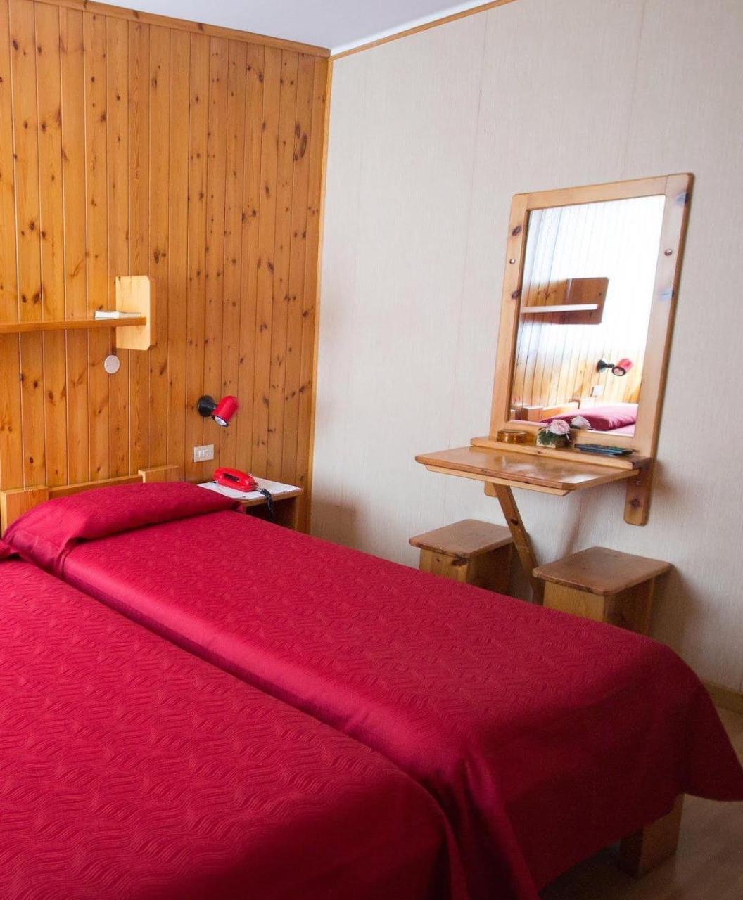 Meuble Albergo Dante Bormio Exterior photo