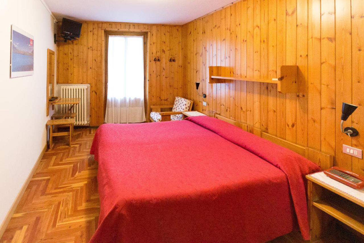 Meuble Albergo Dante Bormio Exterior photo